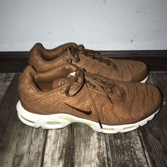 Nike Air Max Plus ‘Quilted Ale Brown’ - Picture 2 of 4